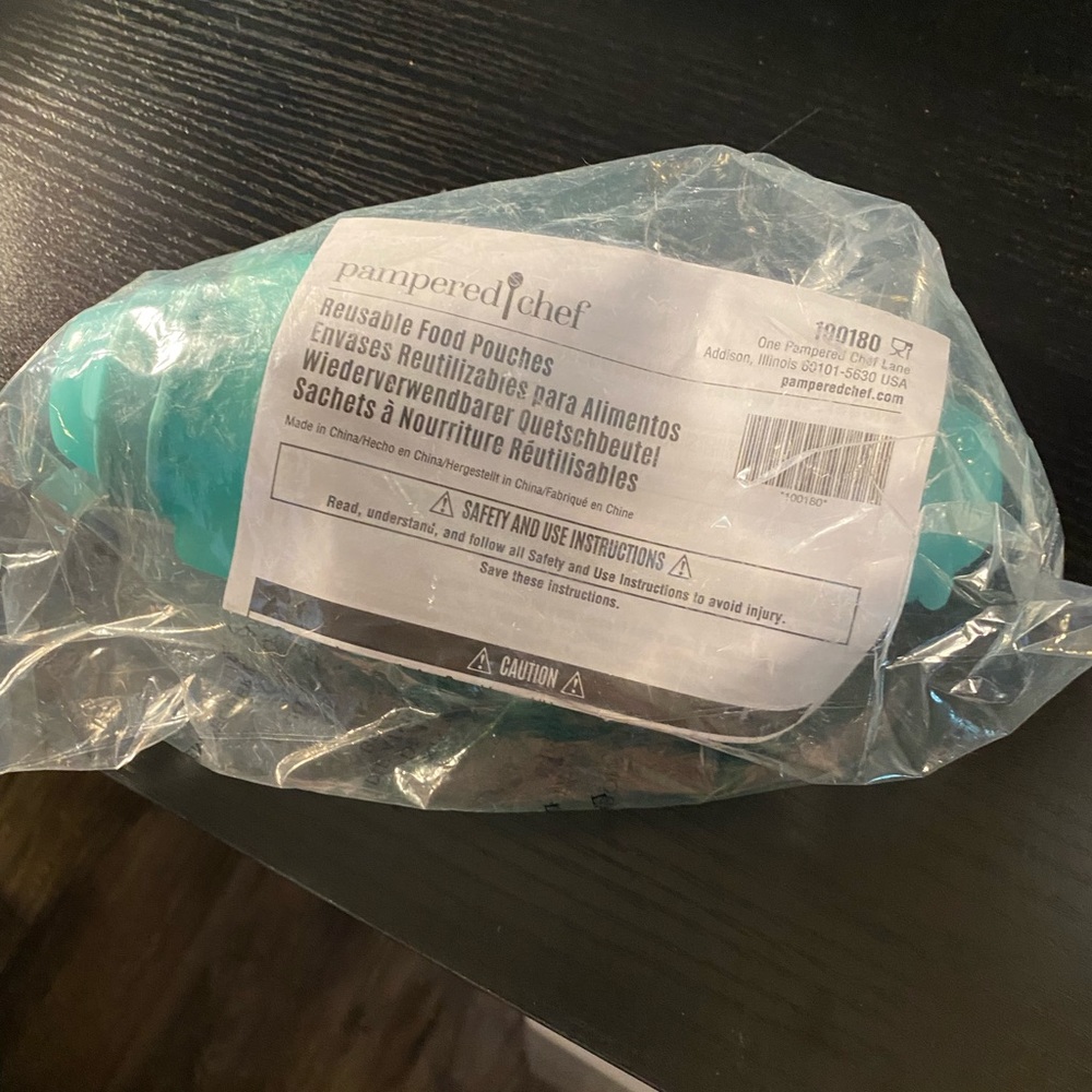 Pampered Chef Reusable Food Pouches